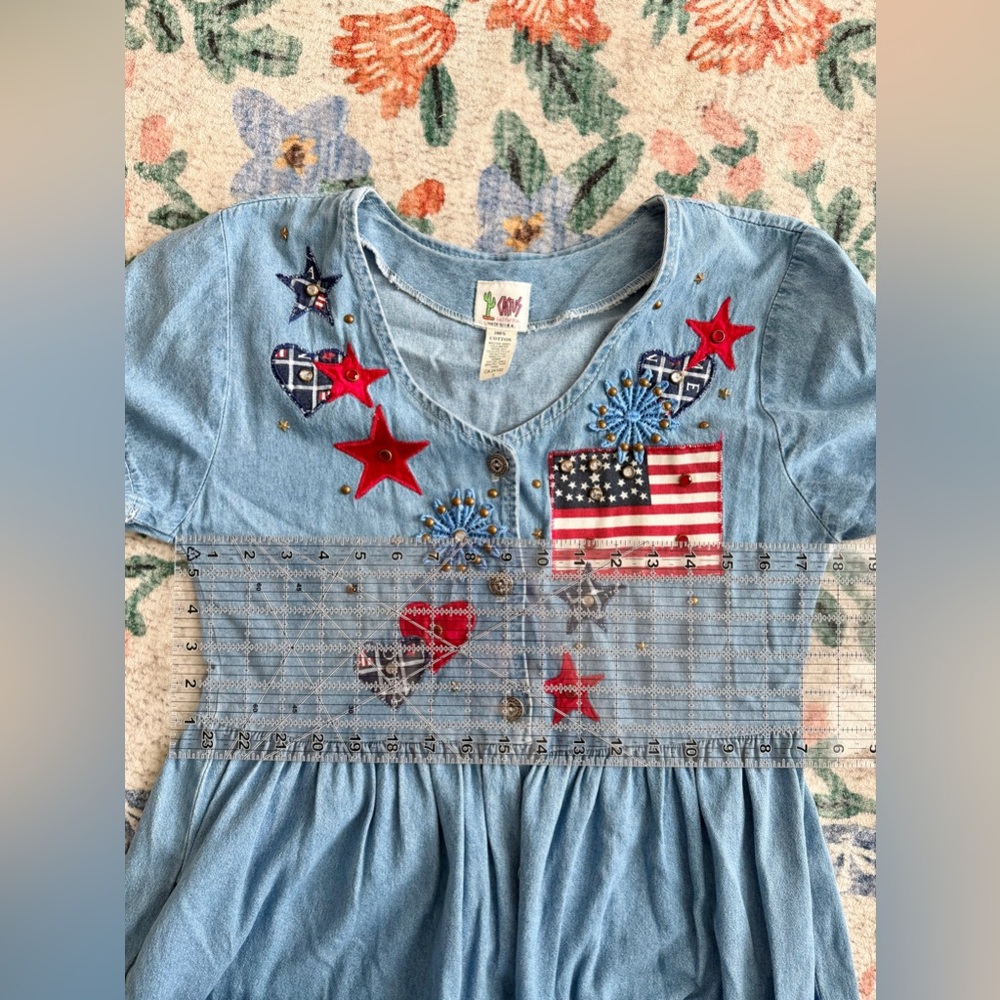 Vintage Denim Dress with Star and Flag Embroidery - Picture 9 of 9